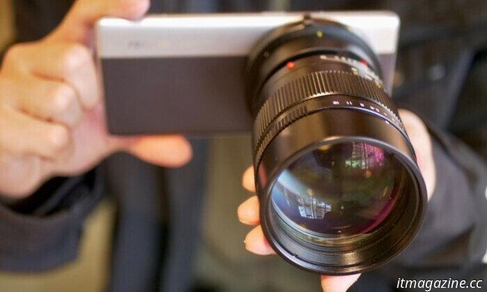 MWC: Latest Updates and New Devices at Mobile World Congress | Digital Trends
